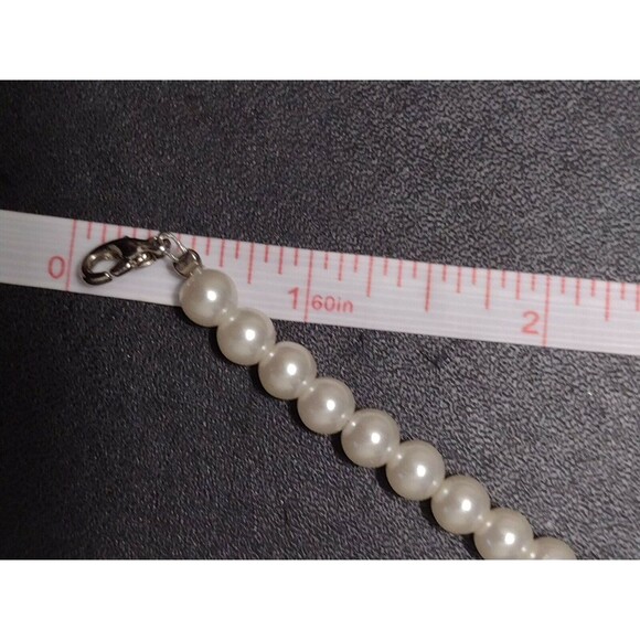 Faux pearl necklace with clear rhinestones 15.5" - Picture 6 of 11